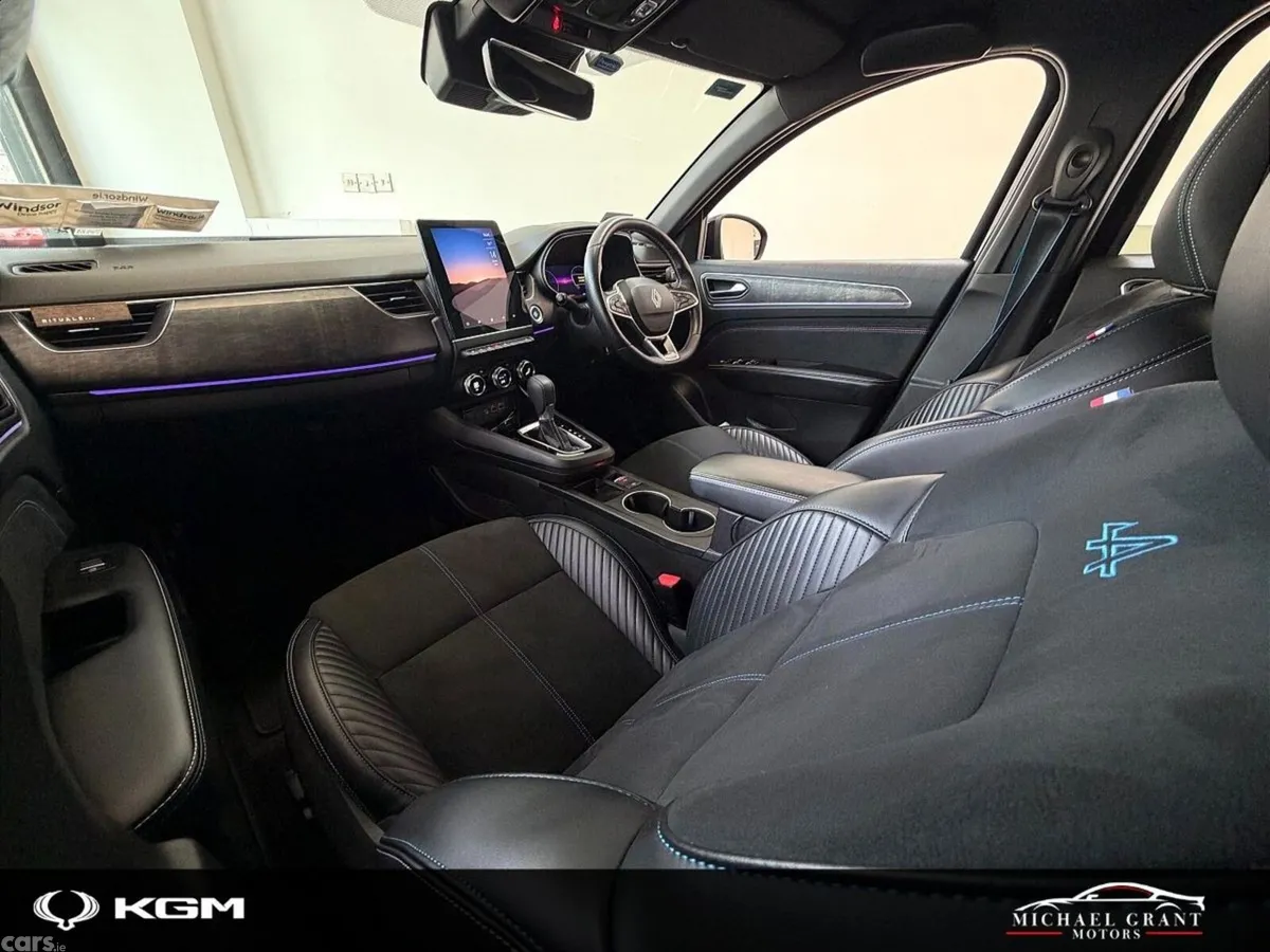 Renault Arkana Hatchback, Petrol Hybrid, 2025, Black