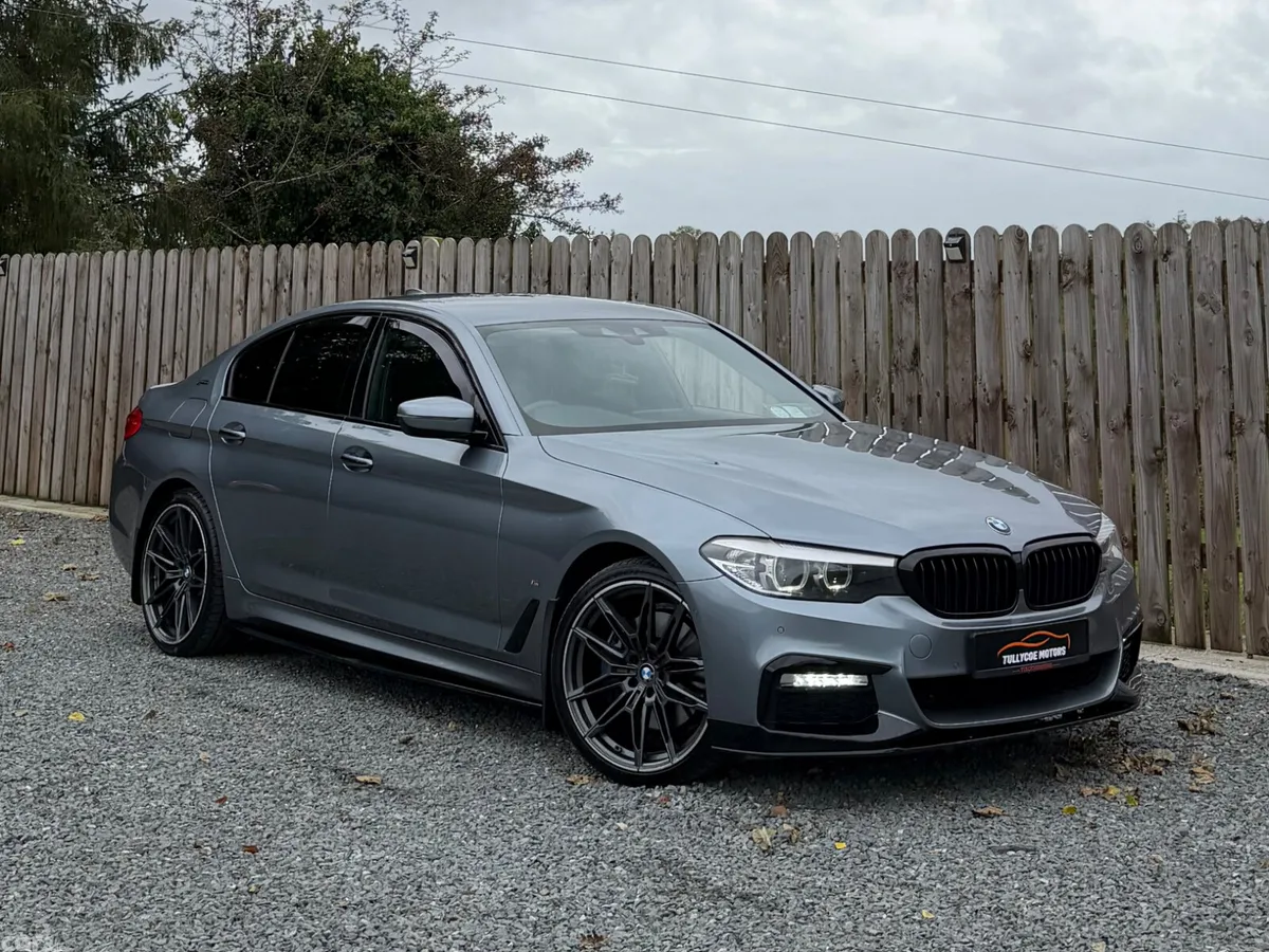 BMW 5-Series Saloon, Petrol Plug-in Hybrid, 2018, Blue