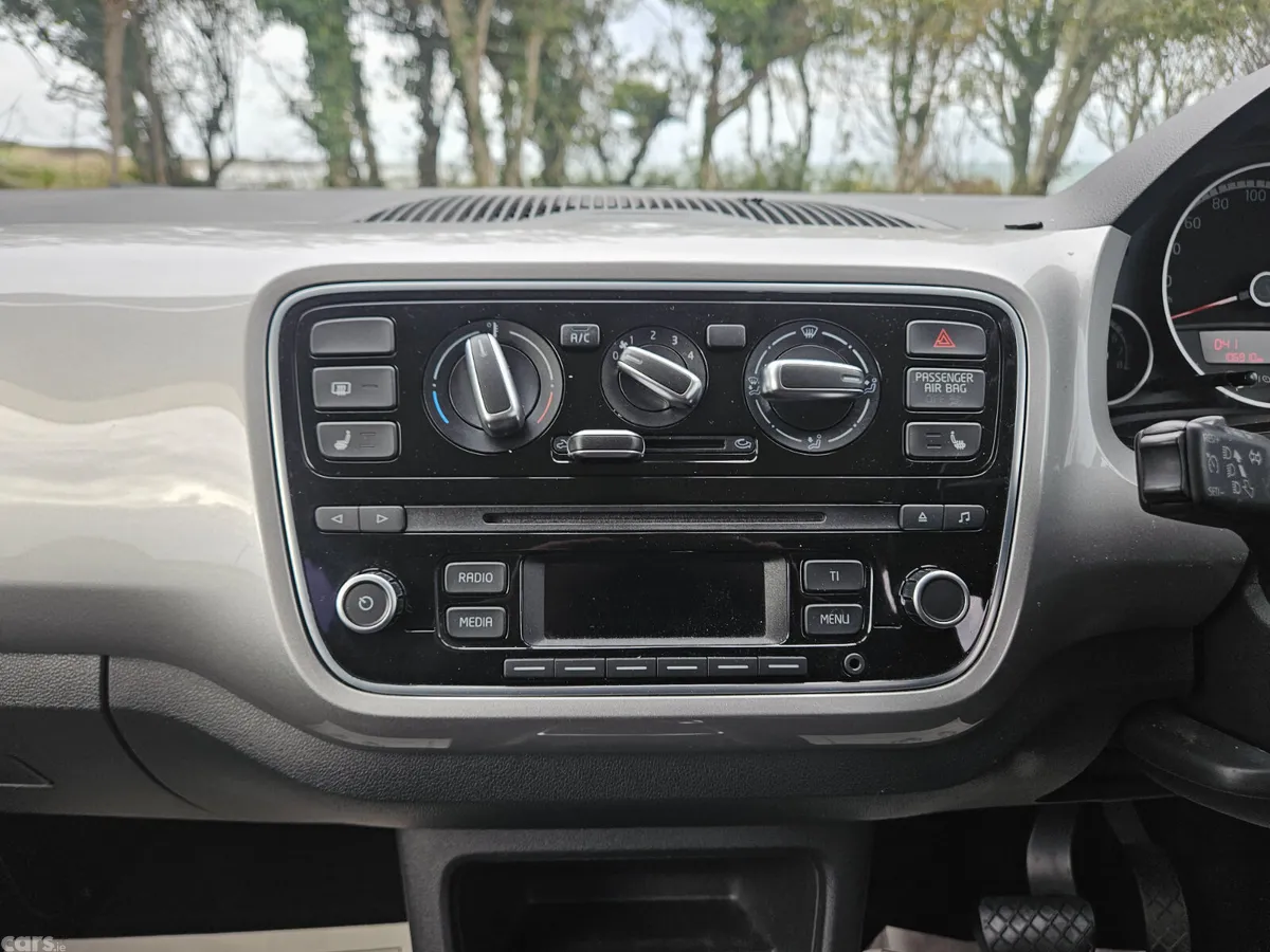 Volkswagen up! Hatchback, Petrol, 2015, White