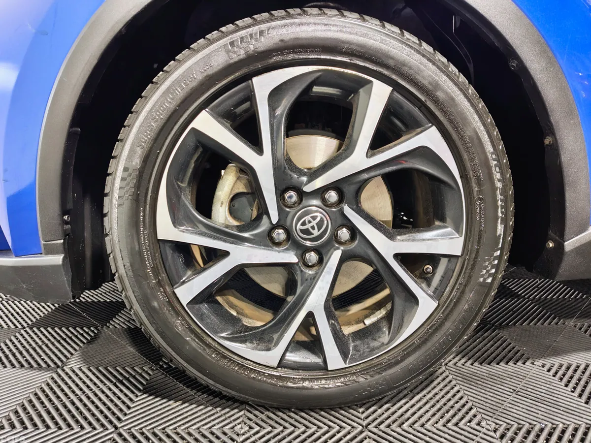 Toyota C-HR Hatchback, Petrol Hybrid, 2022, Blue
