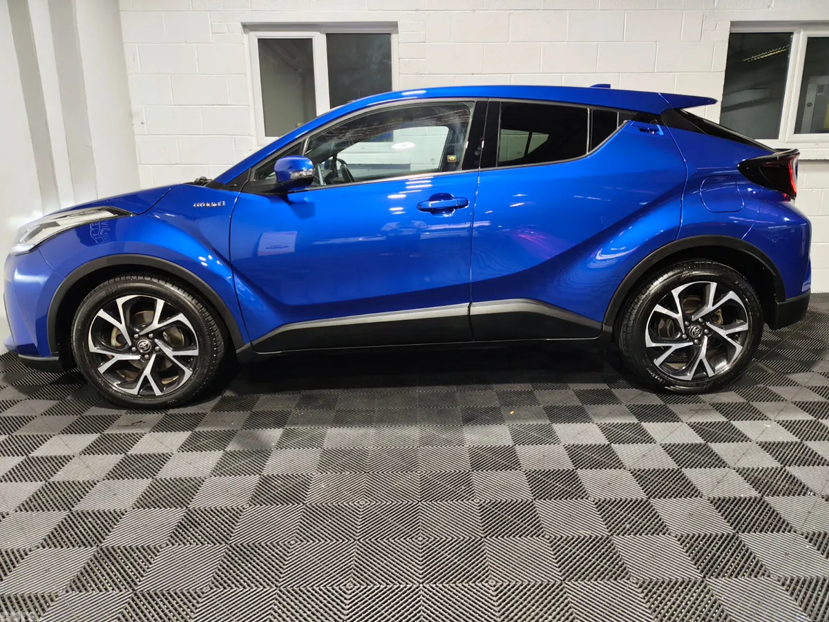 Toyota C-HR Hatchback, Petrol Hybrid, 2022, Blue