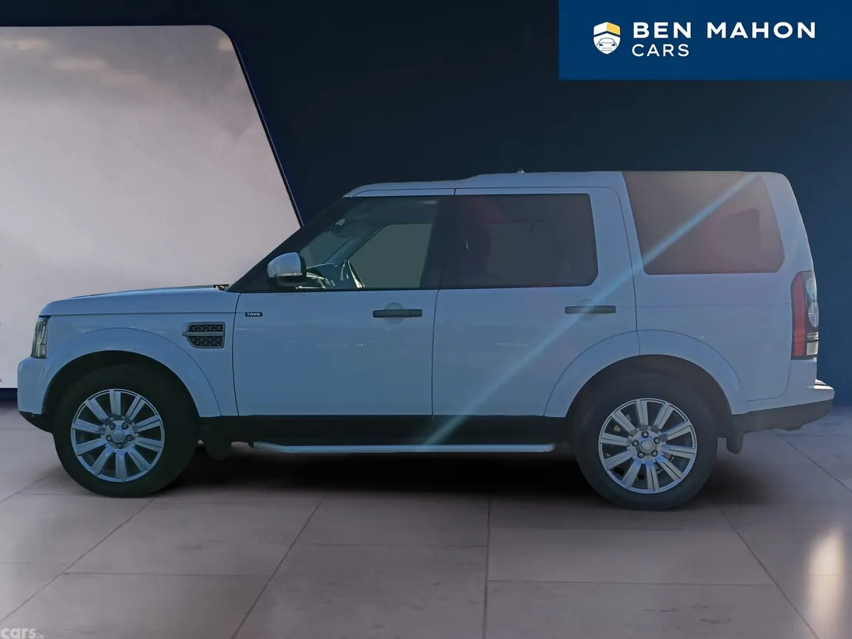 Land Rover Discovery SUV, Diesel, 2016, White