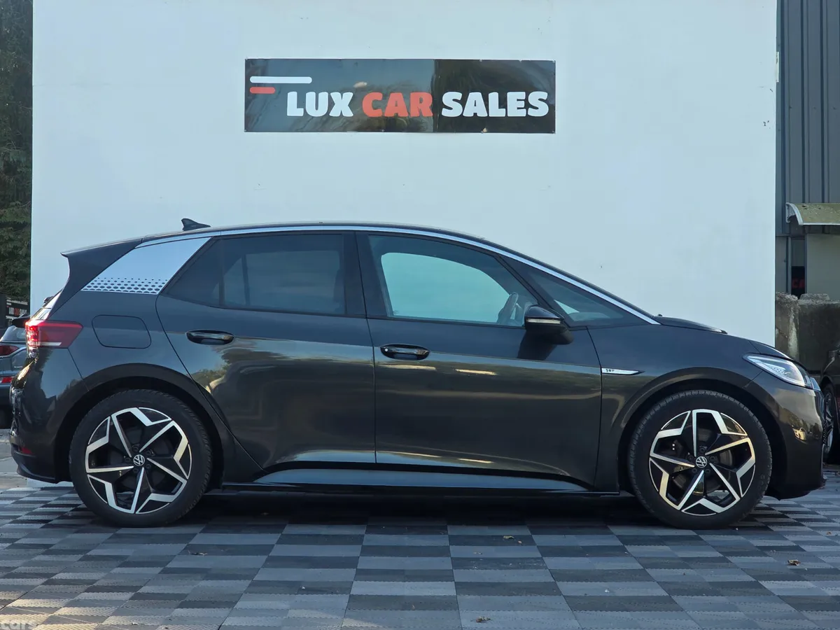 Volkswagen ID.3 Hatchback, Electric, 2020, Grey