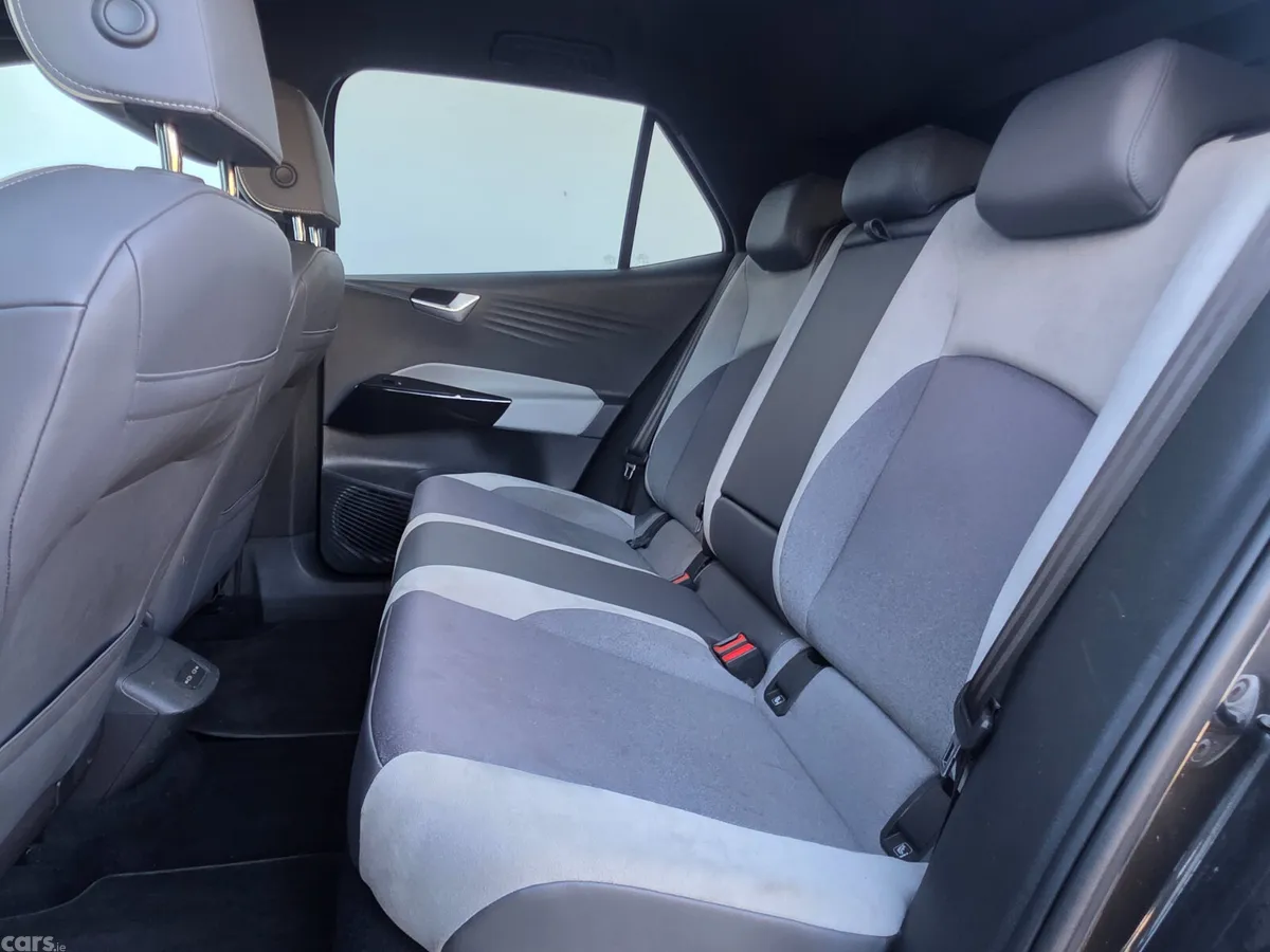 Volkswagen ID.3 Hatchback, Electric, 2020, Grey