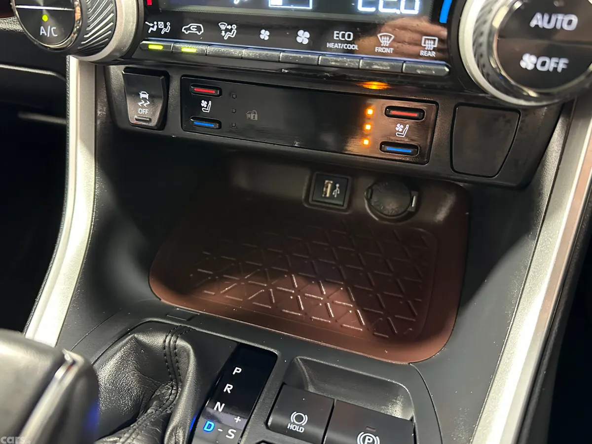 Toyota RAV4 SUV, Petrol Hybrid, 2024, Red