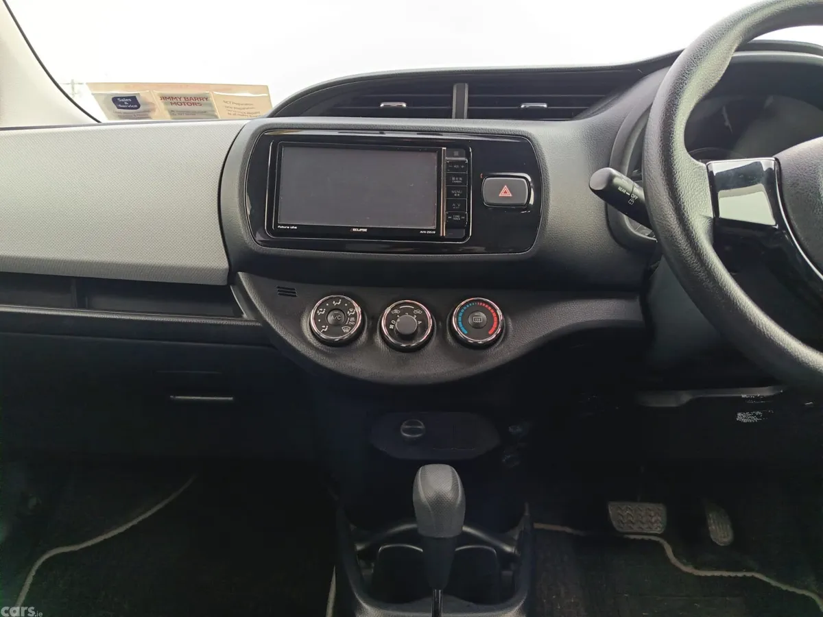 Toyota Vitz Hatchback, Petrol, 2015, Blue