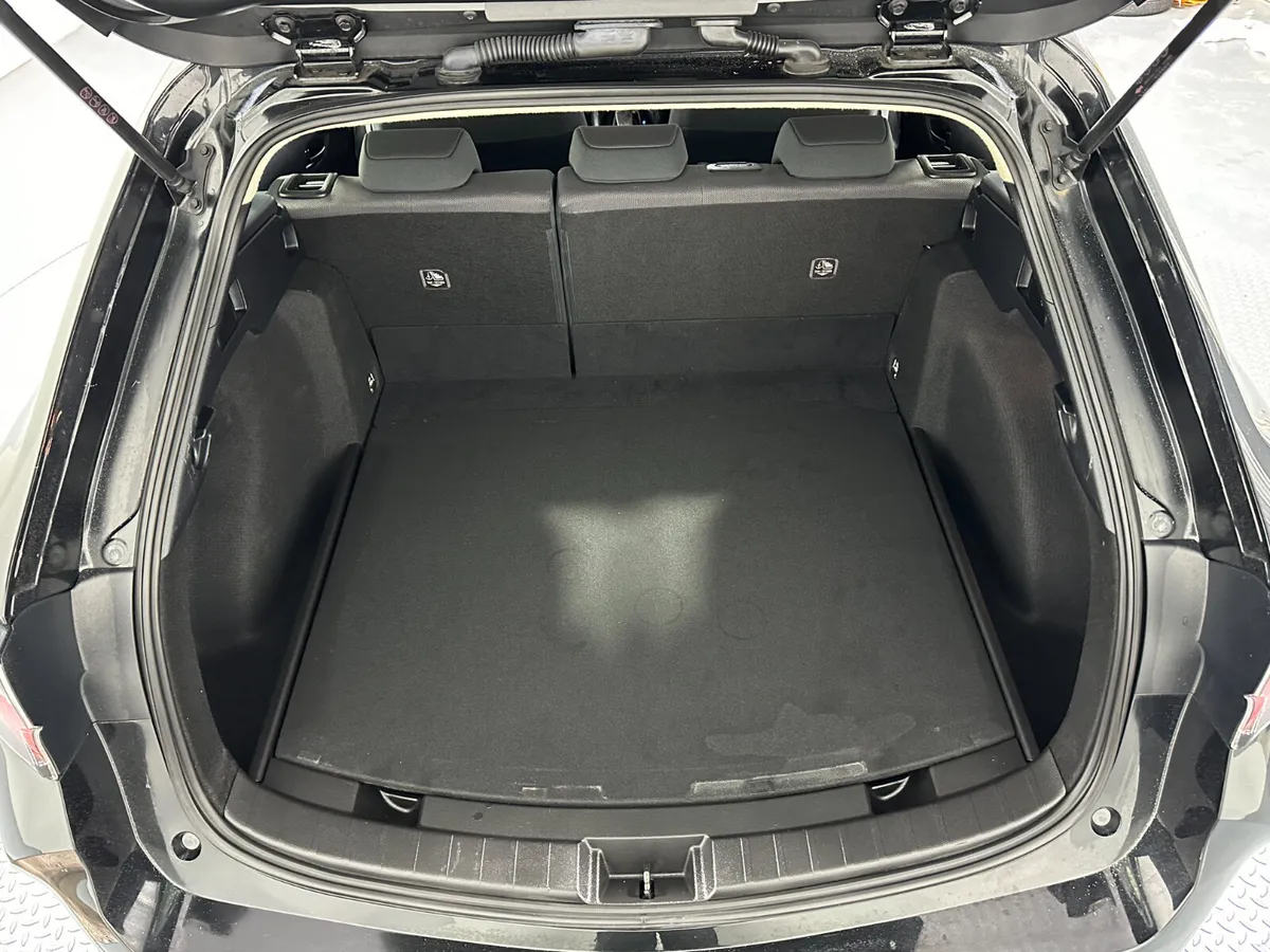 Toyota Corolla Estate, Petrol Hybrid, 2021, Black