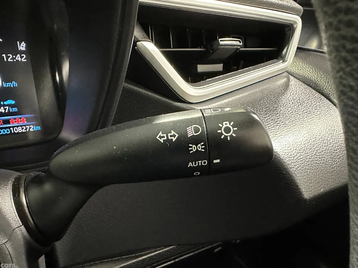 Toyota Corolla Estate, Petrol Hybrid, 2021, Black