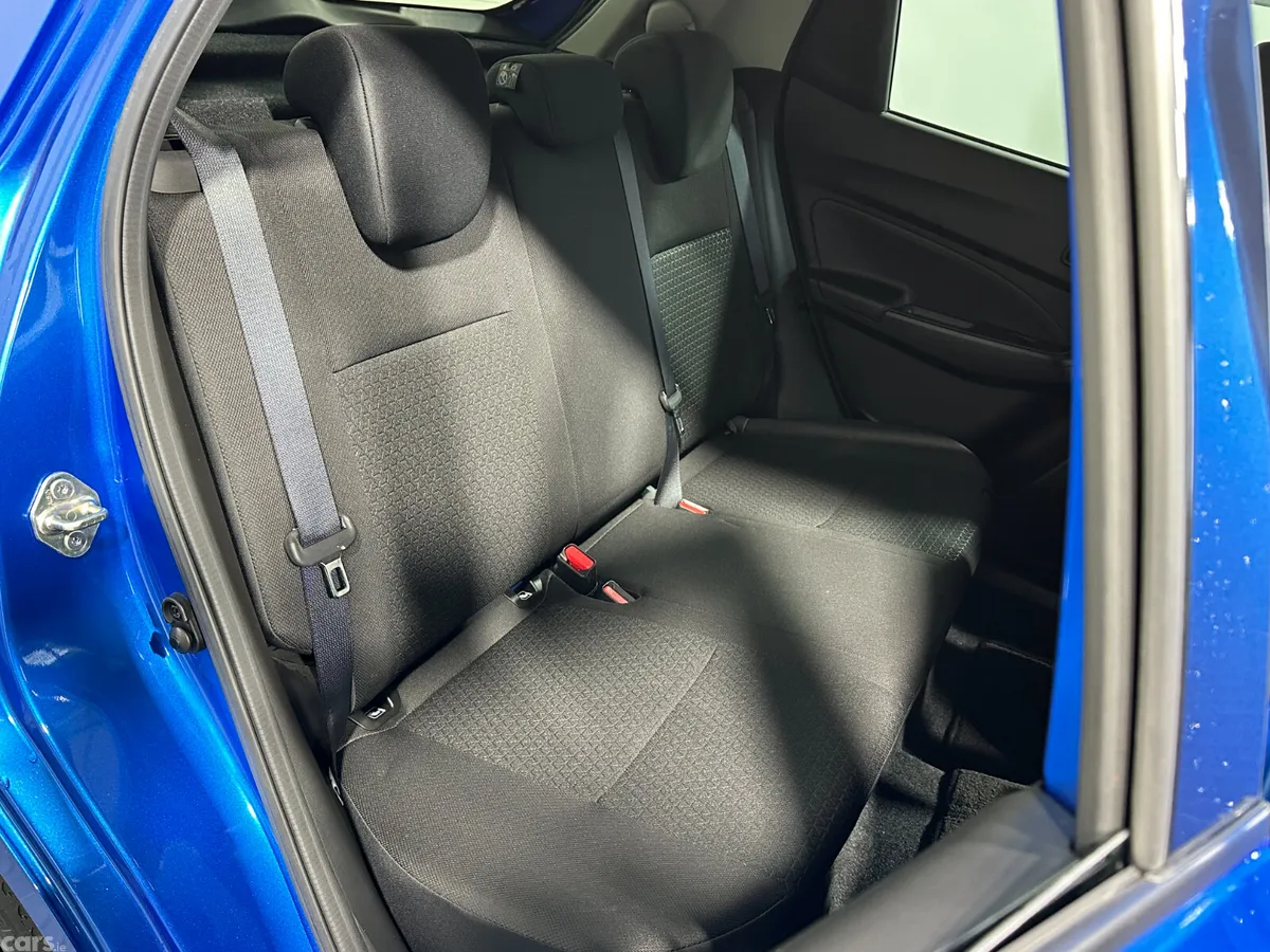 Suzuki Swift Hatchback, Petrol, 2023, Blue