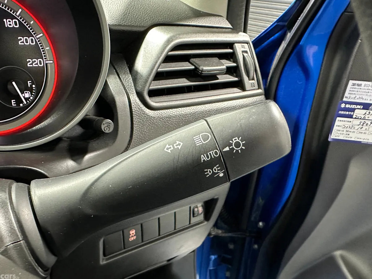 Suzuki Swift Hatchback, Petrol, 2023, Blue