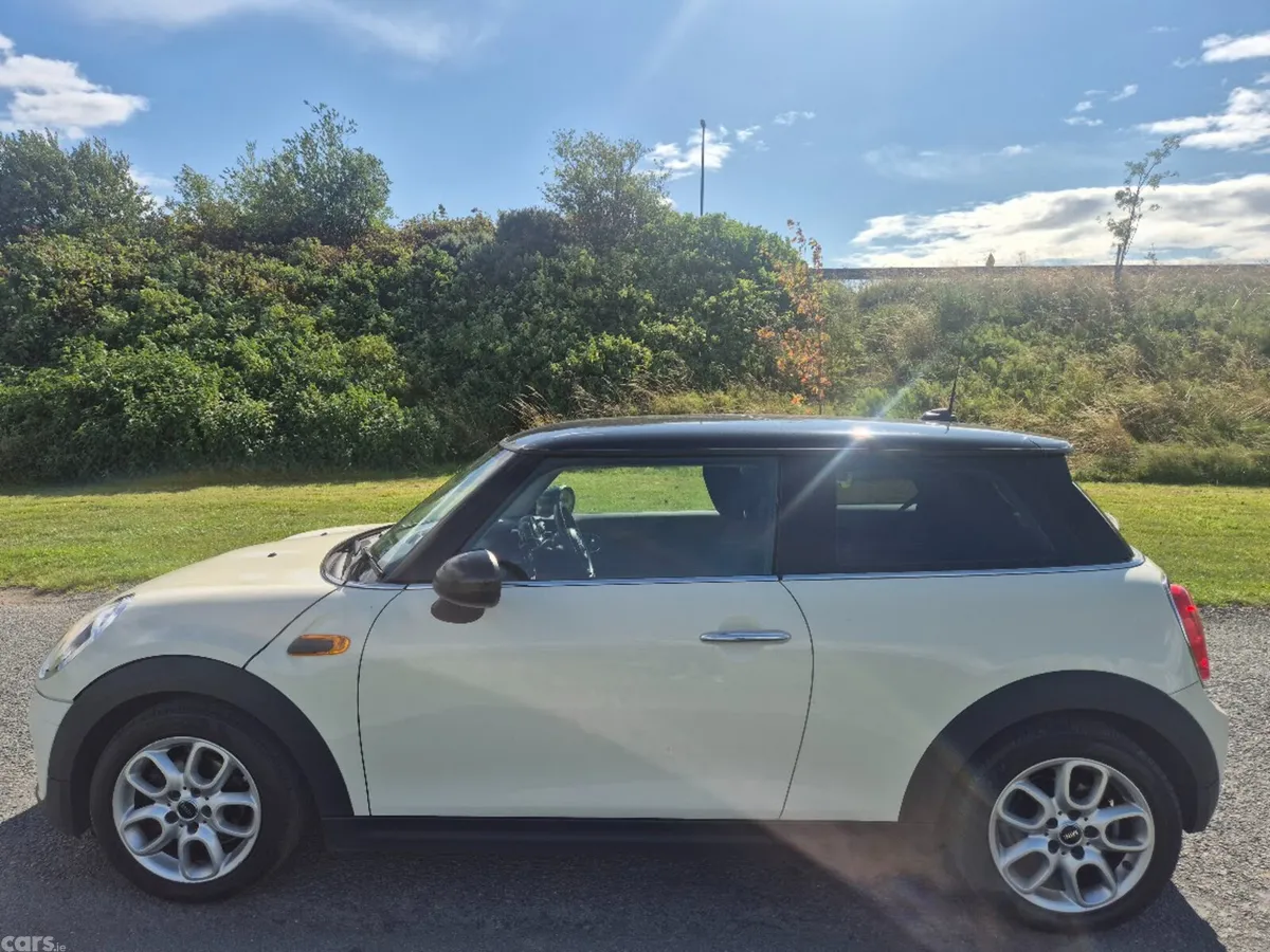 Mini One Hatchback, Diesel, 2014, White
