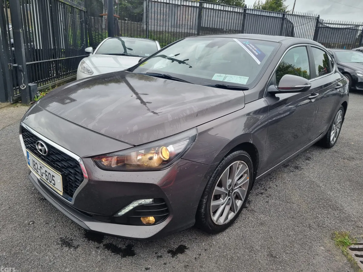 Hyundai i30 Hatchback, Petrol, 2018, Brown