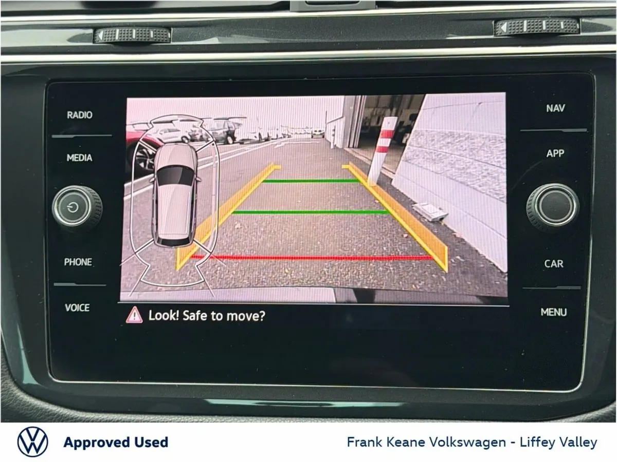 Volkswagen Tiguan SUV, Petrol Plug-in Hybrid, 2023, Black