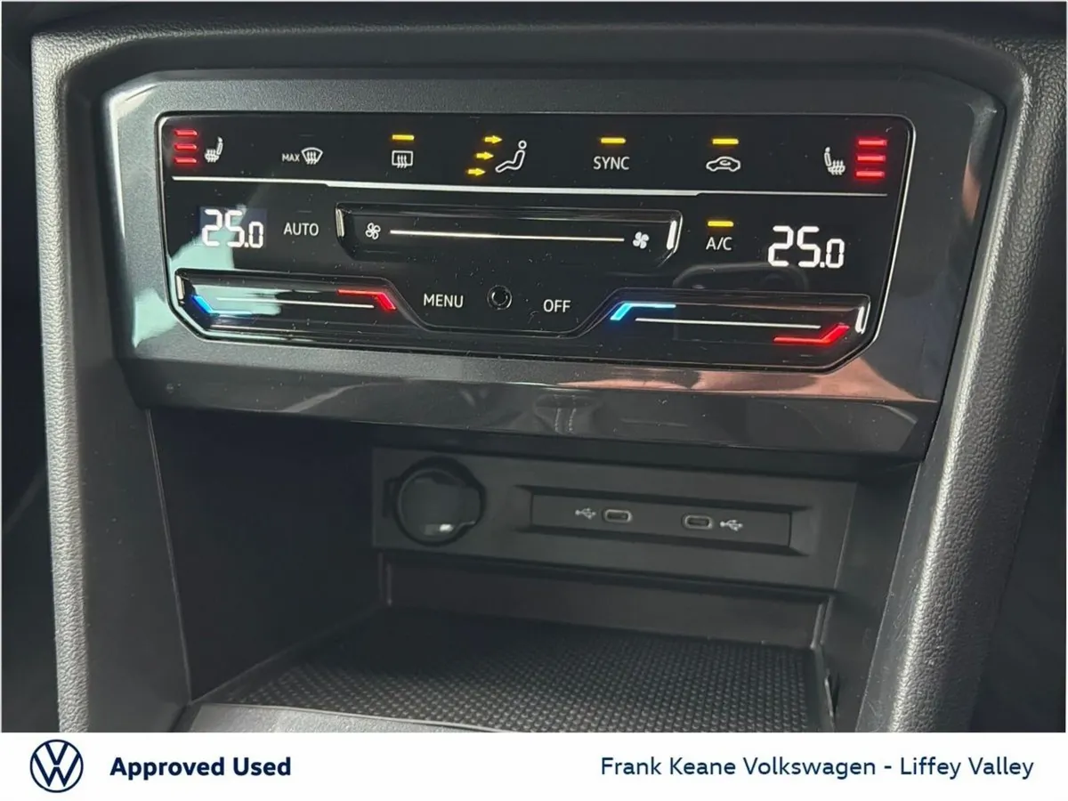 Volkswagen Tiguan SUV, Petrol Plug-in Hybrid, 2023, Black