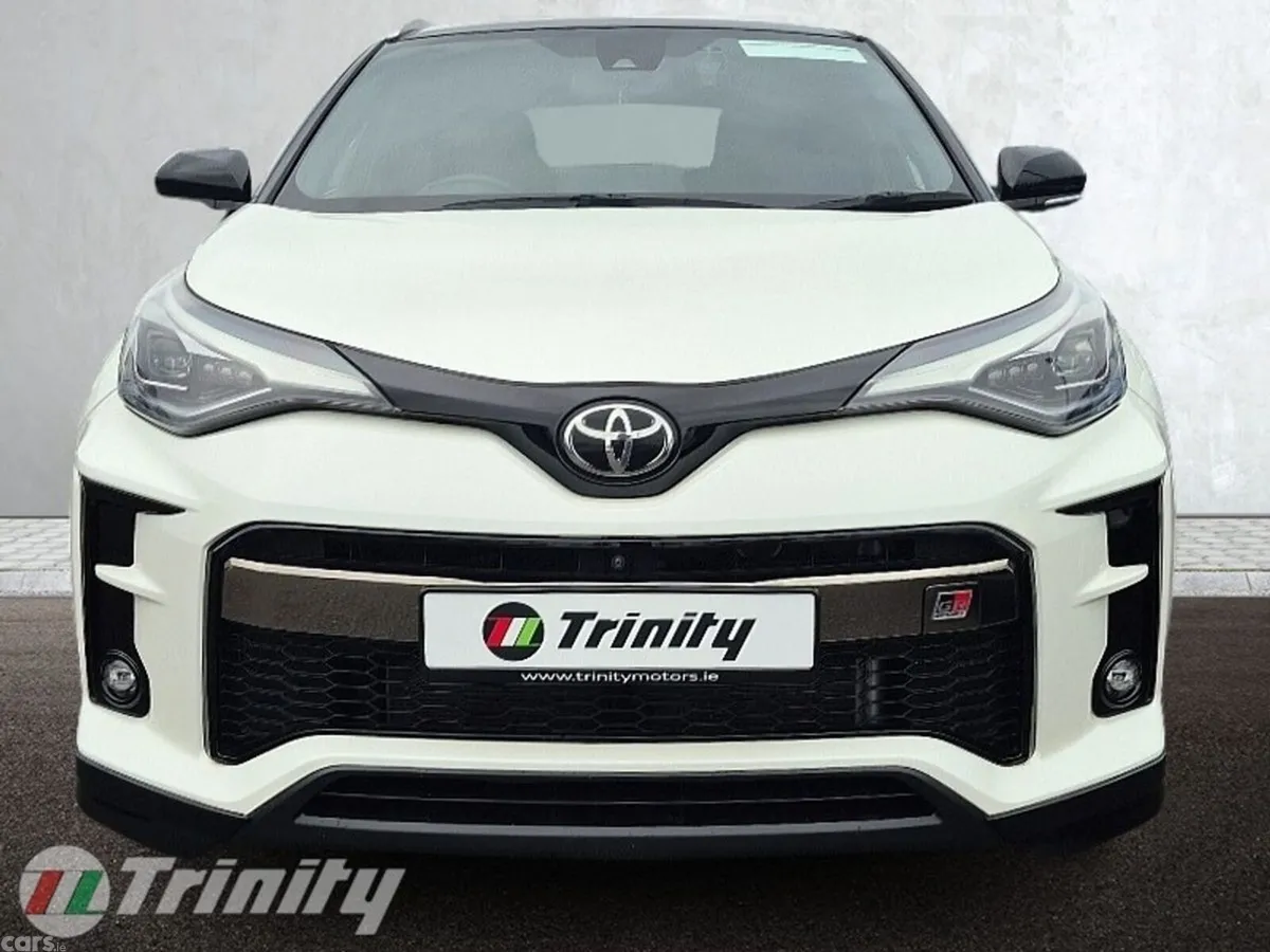 Toyota C-HR SUV, Petrol Hybrid, 2020, White