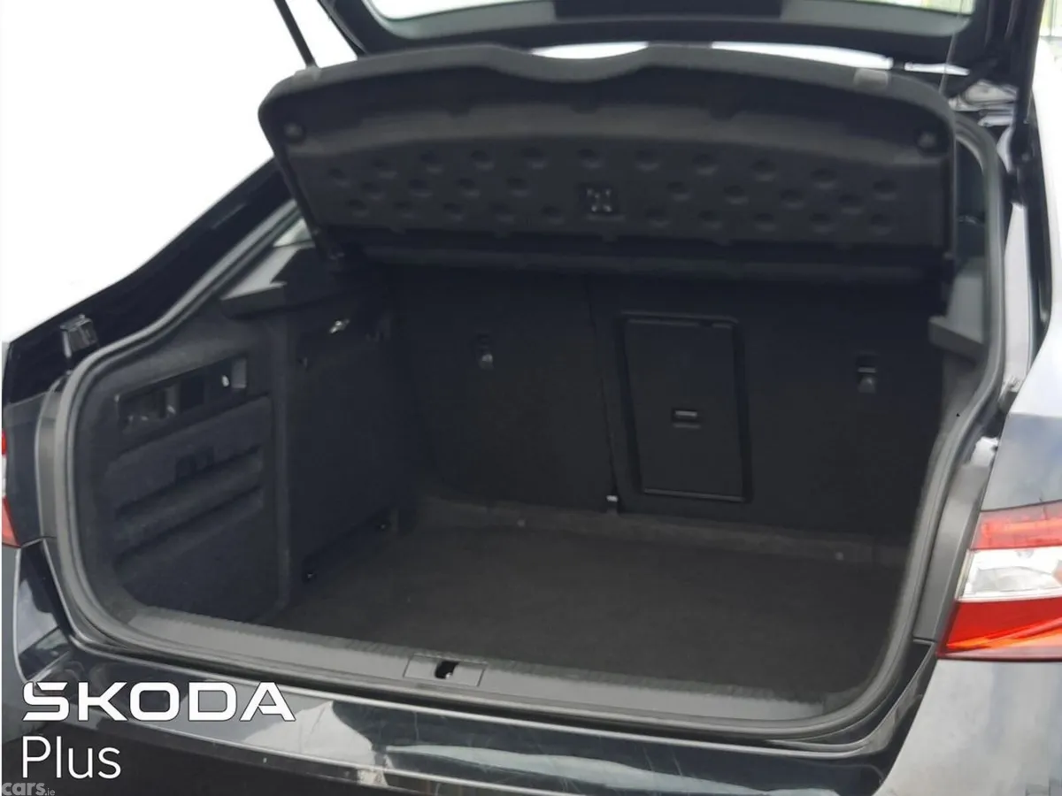 Skoda Superb Saloon, Diesel, 2023, Black