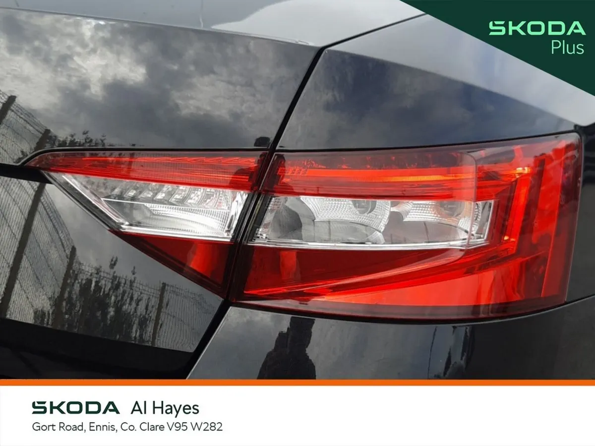Skoda Superb Saloon, Diesel, 2023, Black