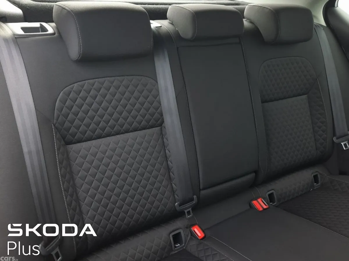 Skoda Superb Saloon, Diesel, 2023, Black