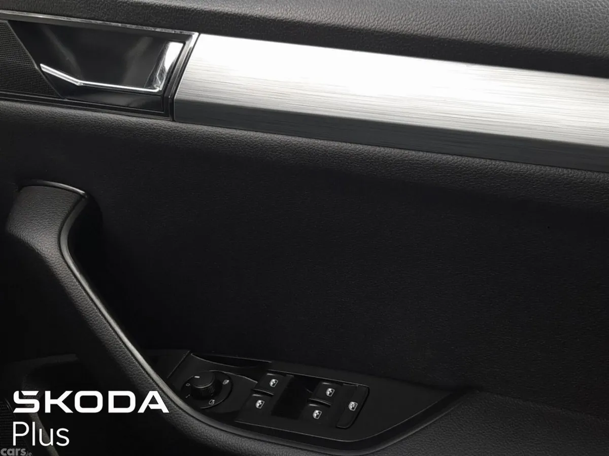 Skoda Superb Saloon, Diesel, 2023, Black