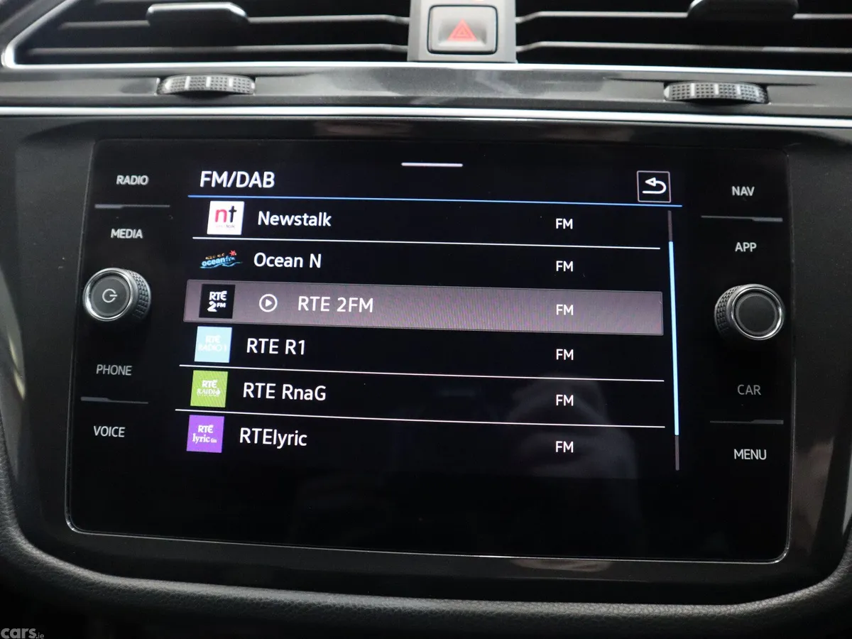 Volkswagen Tiguan SUV, Petrol Hybrid, 2023, Black