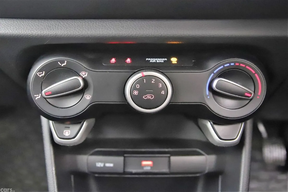 Kia Picanto Hatchback, Petrol, 2023, Yellow