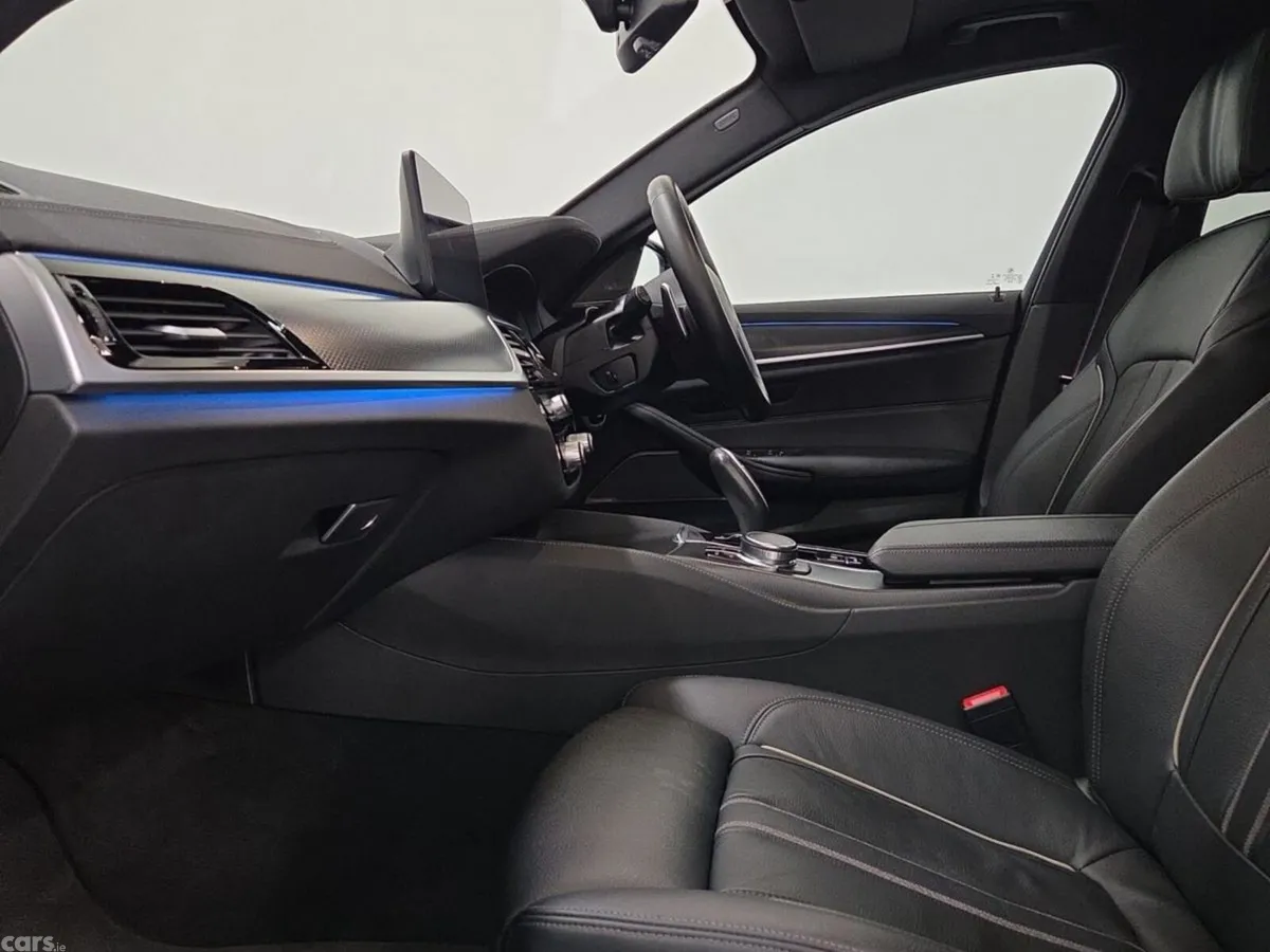 BMW 5-Series Saloon, Petrol Plug-in Hybrid, 2022, Grey