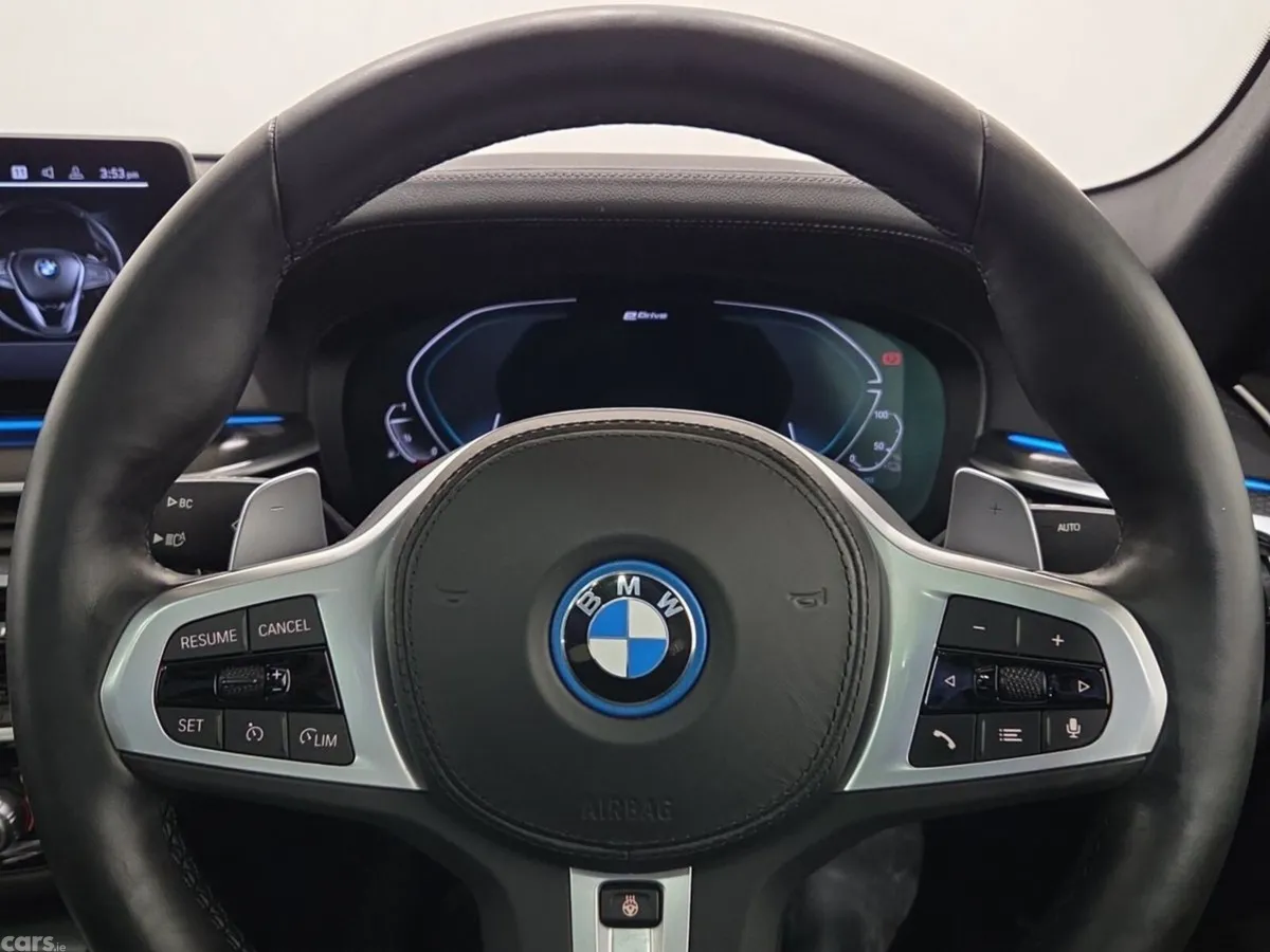 BMW 5-Series Saloon, Petrol Plug-in Hybrid, 2022, Grey