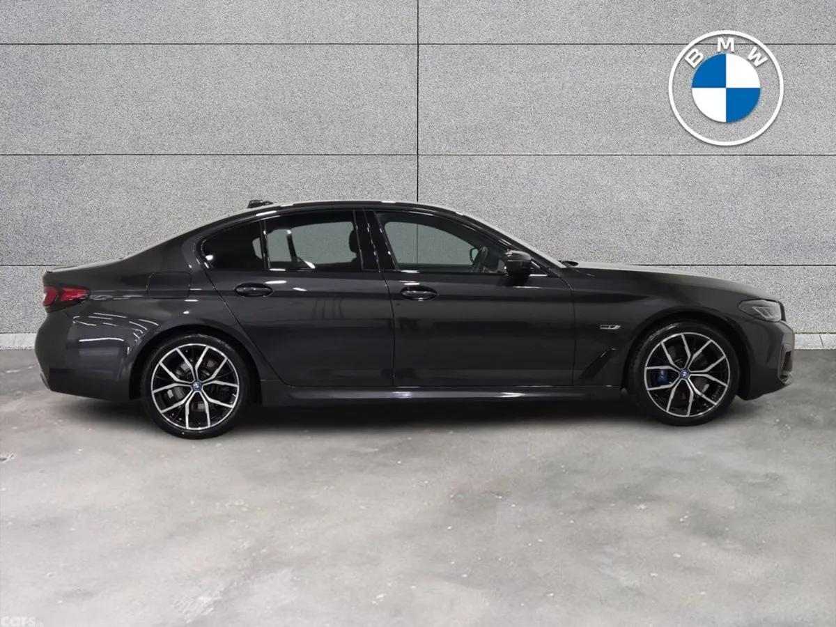 BMW 5-Series Saloon, Petrol Plug-in Hybrid, 2022, Grey