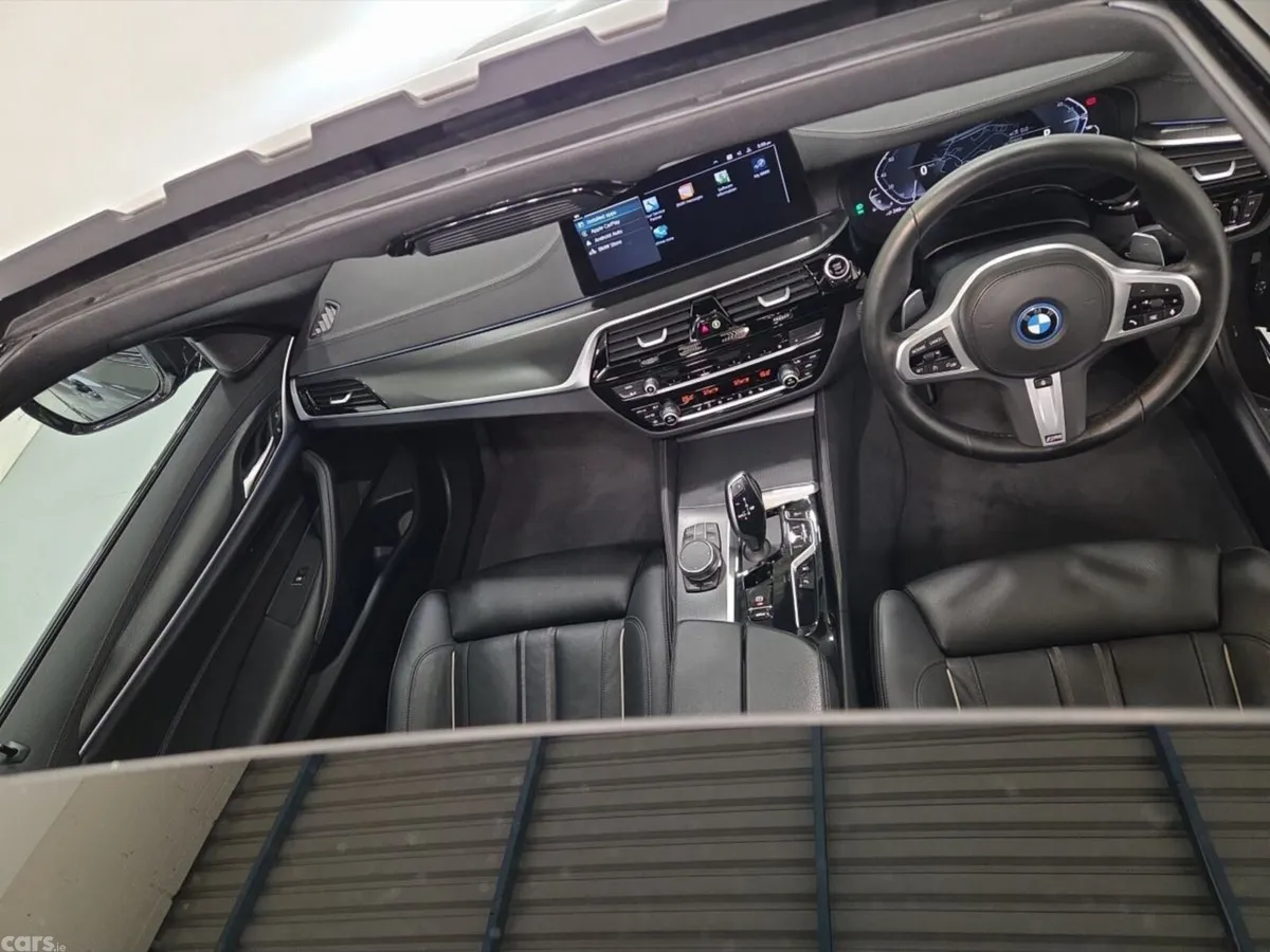 BMW 5-Series Saloon, Petrol Plug-in Hybrid, 2022, Grey