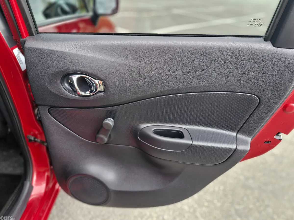 Nissan Note MPV, Petrol, 2016, Red