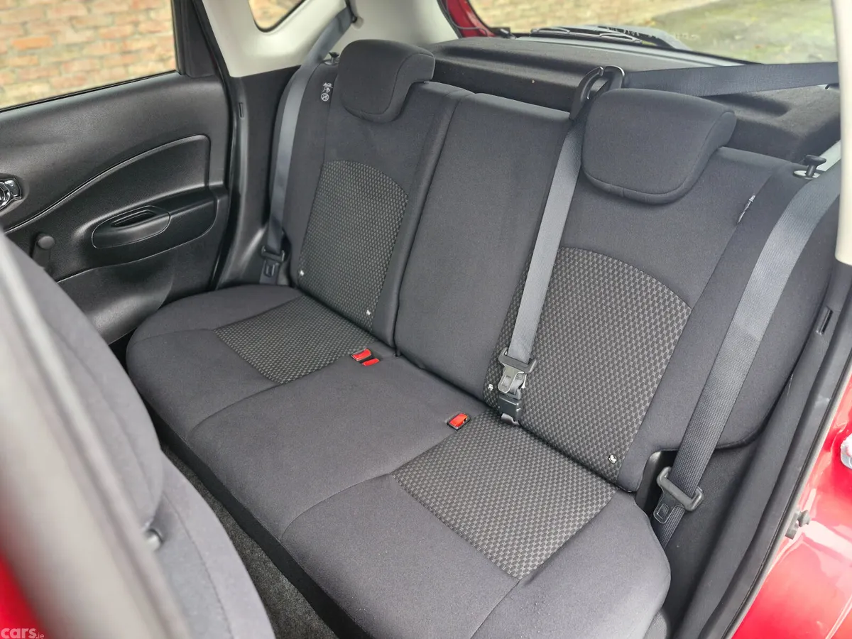 Nissan Note MPV, Petrol, 2016, Red