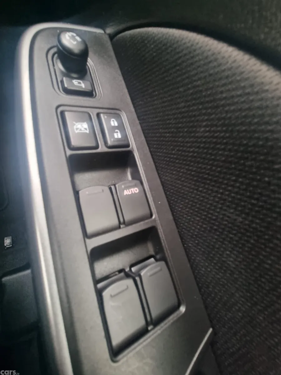 Suzuki Swift Hatchback, Petrol, 2019, Silver