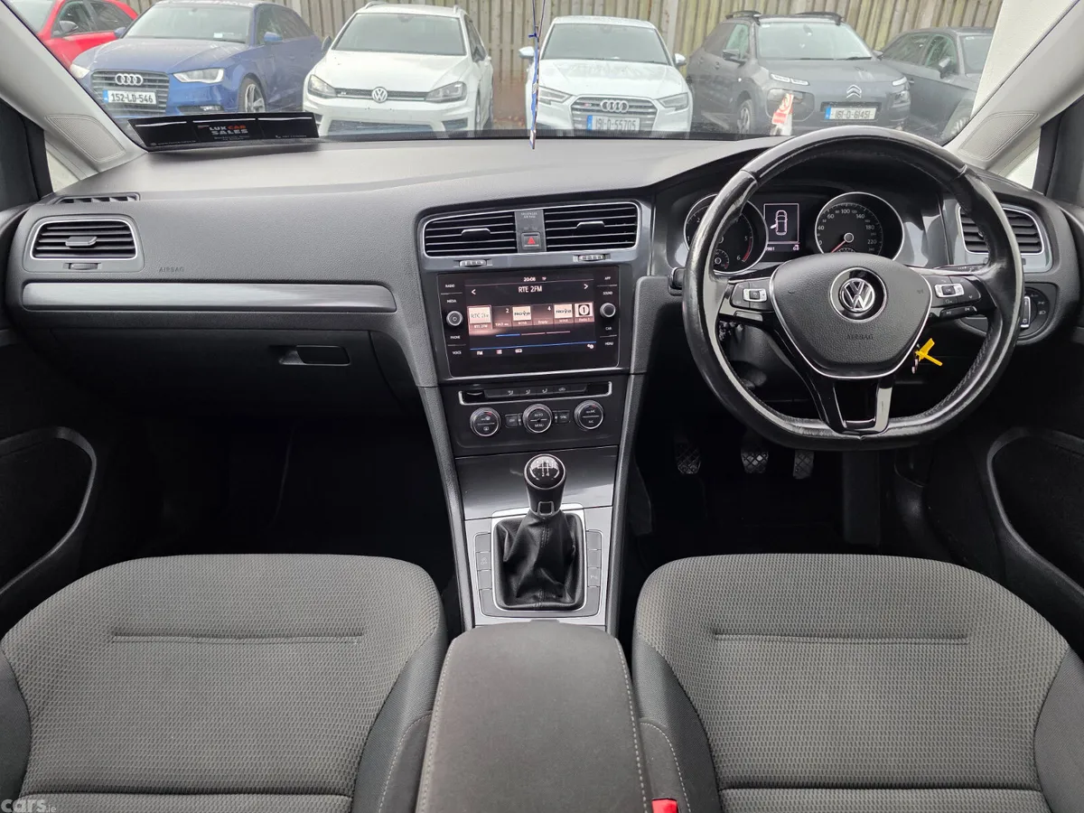 Volkswagen Golf Estate, Diesel, 2017, Grey