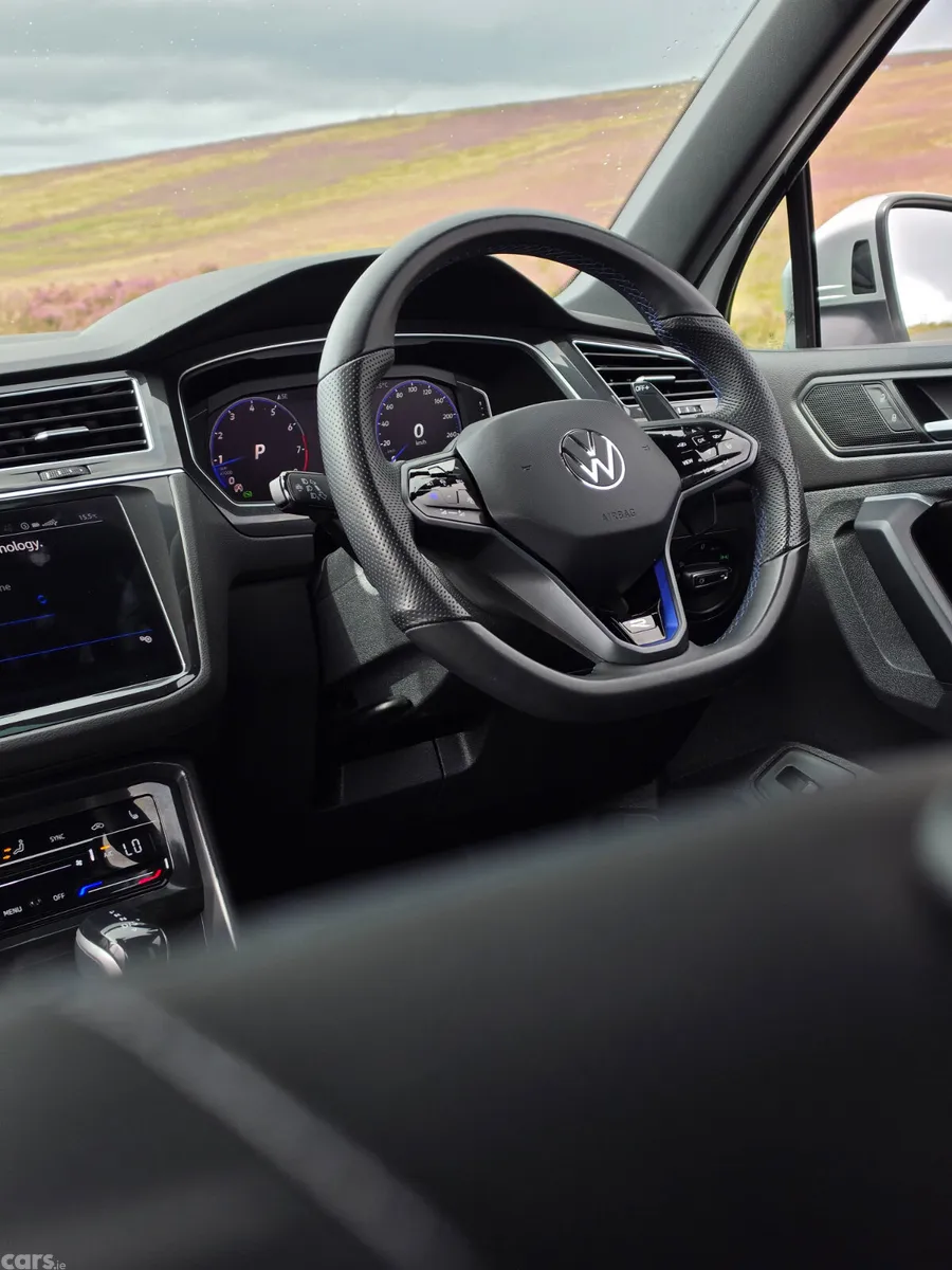 Volkswagen Tiguan SUV, Petrol, 2022, White