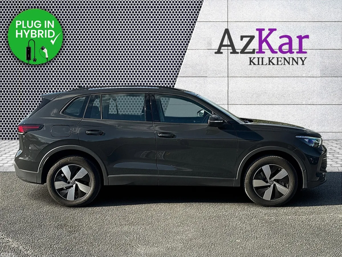 Volkswagen Tiguan SUV, Petrol Plug-in Hybrid, 2025, Grey