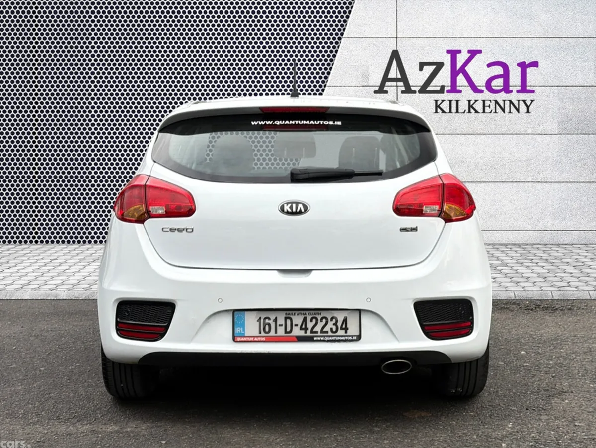 Kia Ceed Hatchback, Diesel, 2016, White