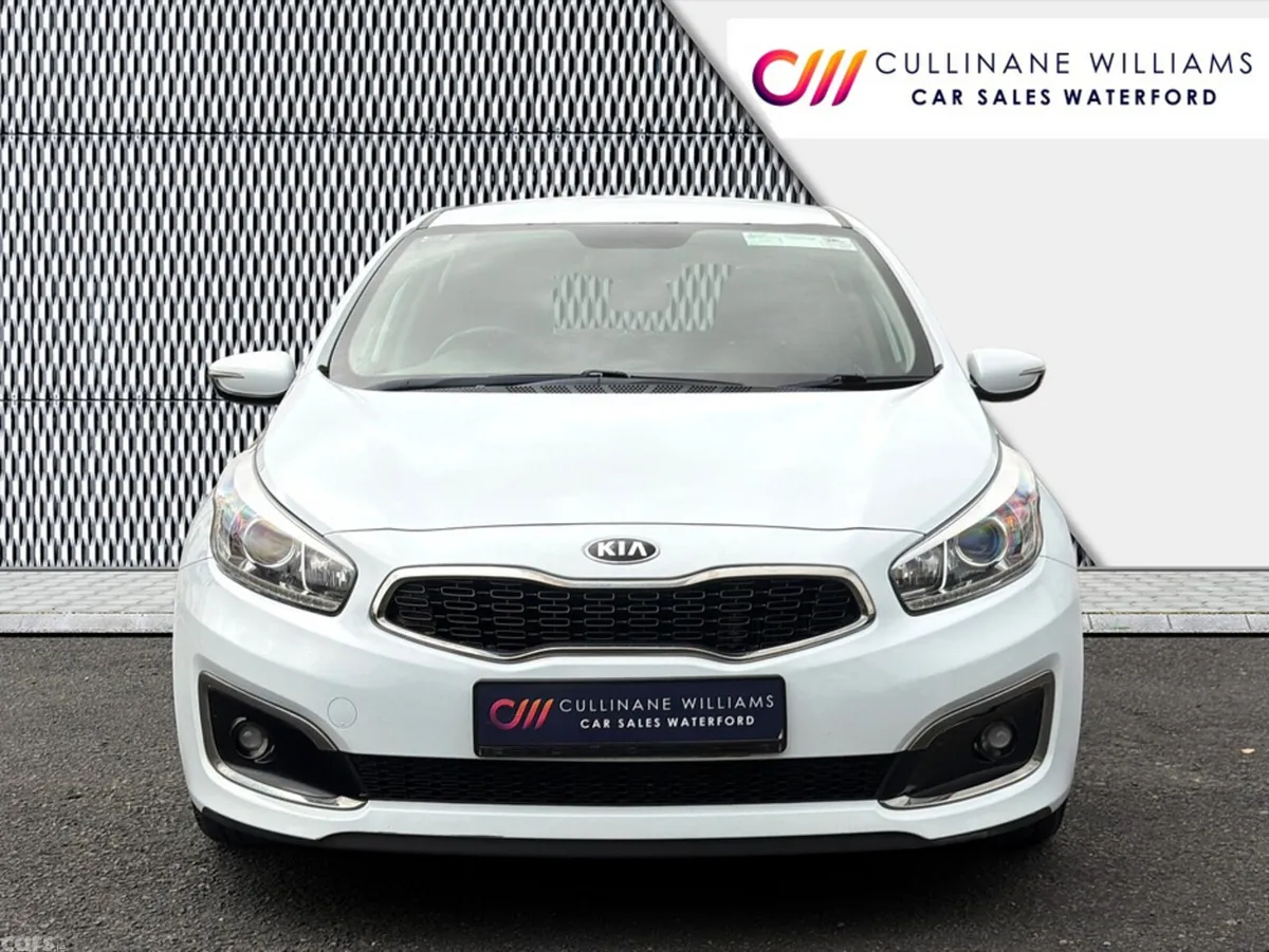 Kia Ceed Hatchback, Diesel, 2016, White