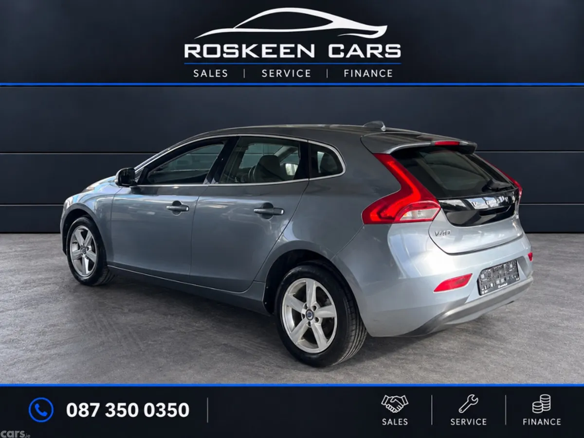 Volvo V40 Hatchback, Diesel, 2015, Grey