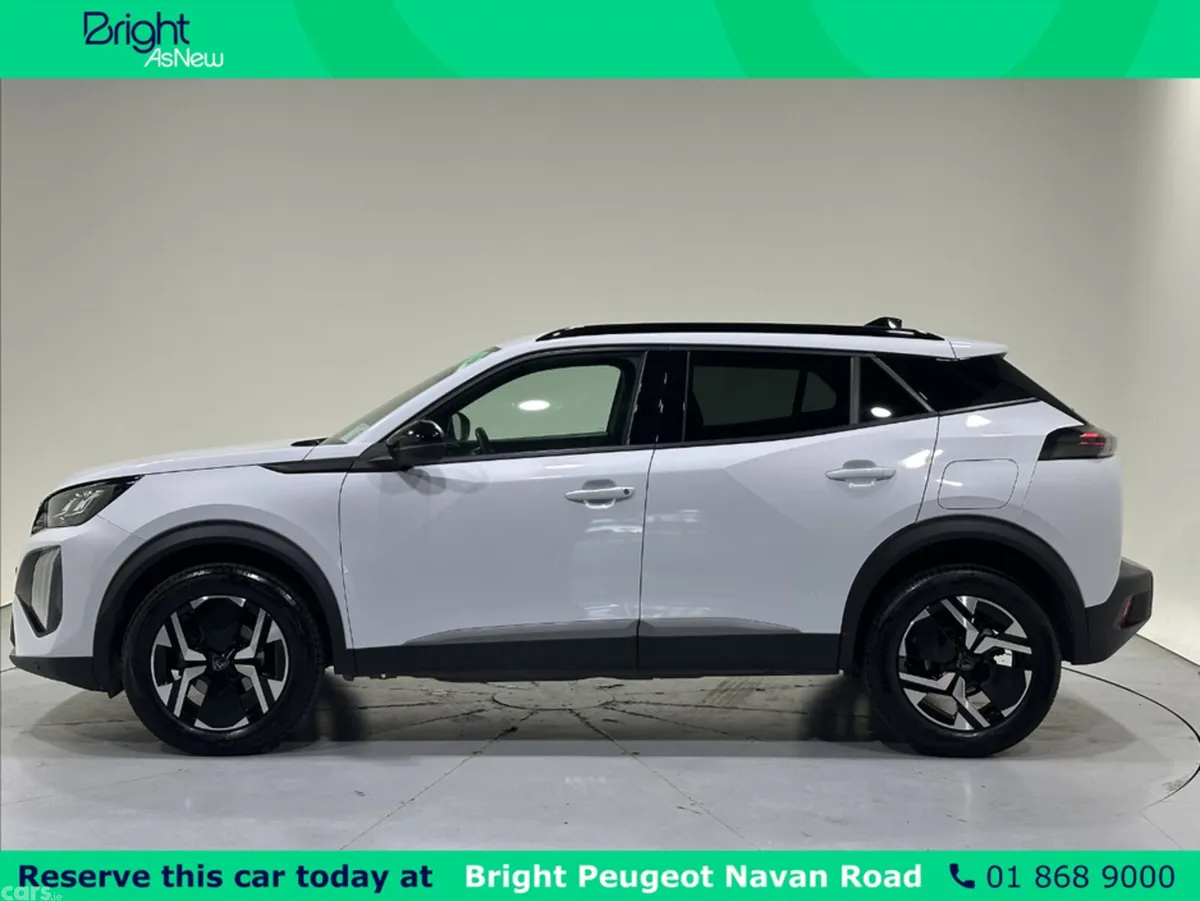 Peugeot 2008 MPV, Petrol, 2024, White