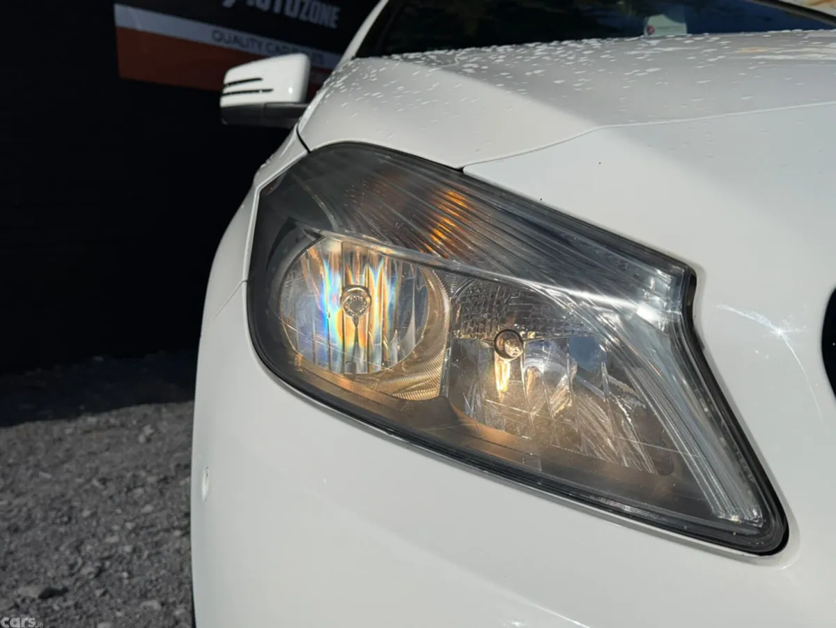 Mercedes-Benz A-Class Hatchback, Petrol, 2015, White