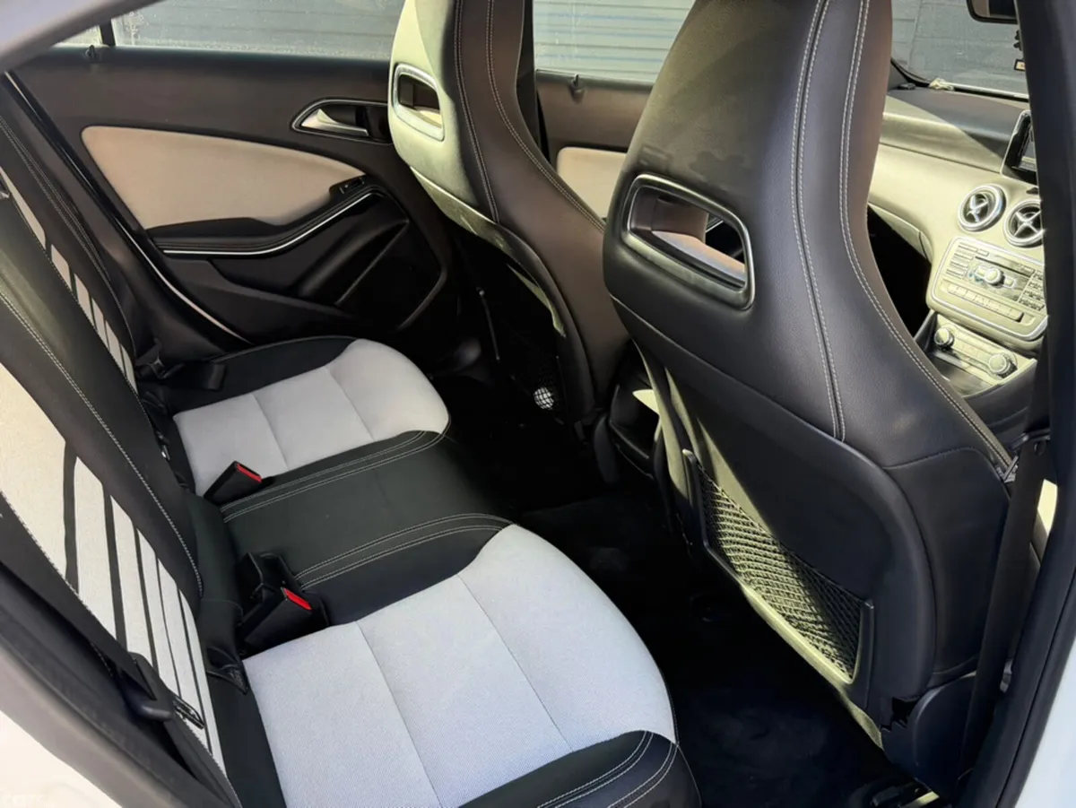 Mercedes-Benz A-Class Hatchback, Petrol, 2015, White