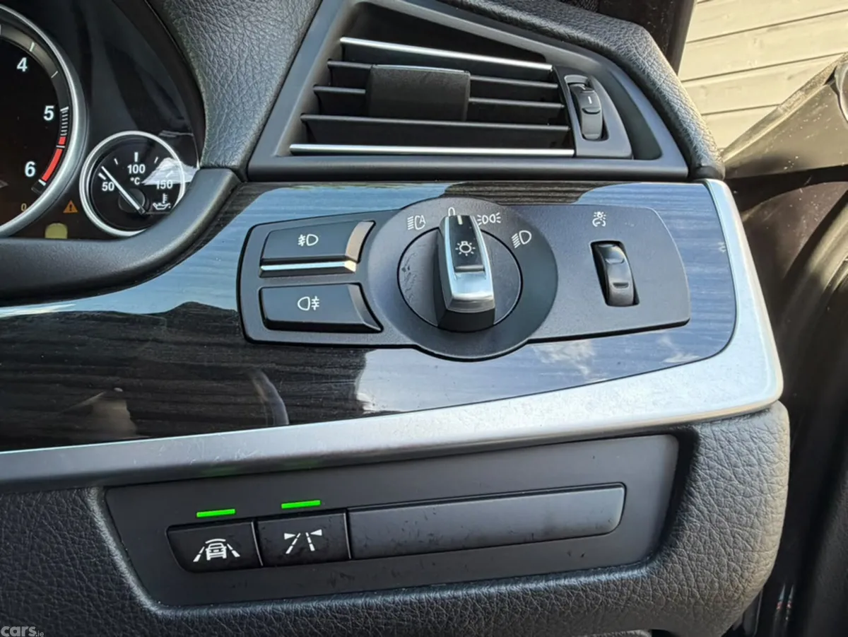 BMW 5-Series Saloon, Diesel, 2014, Blue