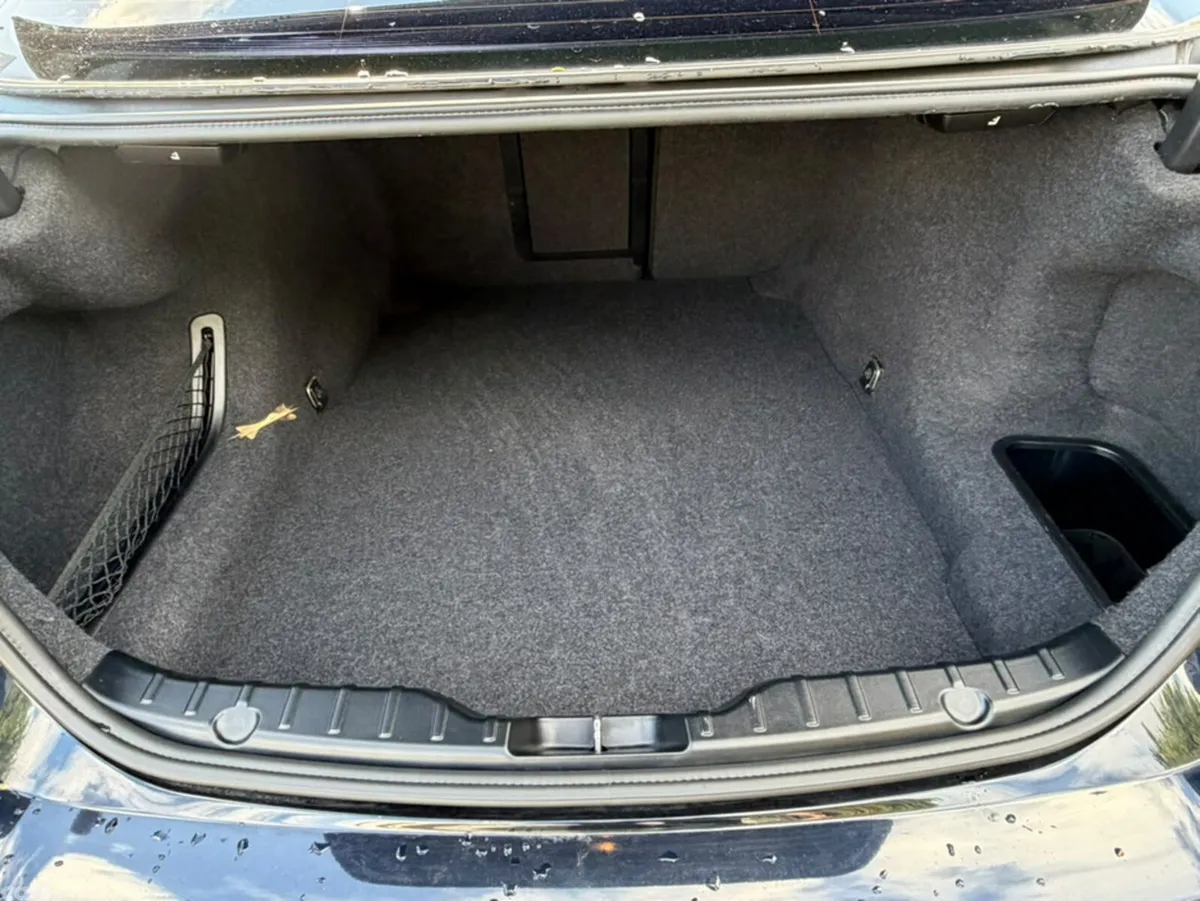 BMW 5-Series Saloon, Diesel, 2014, Blue