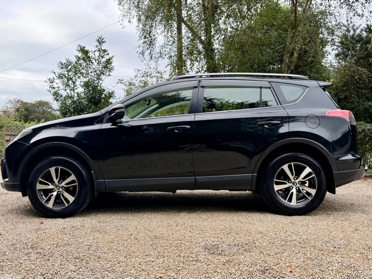 Toyota RAV4 SUV, Diesel, 2016, Black