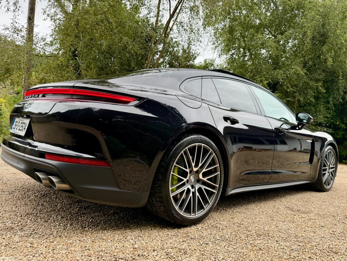 Porsche Panamera Hatchback, Petrol Plug-in Hybrid, 2025, Black