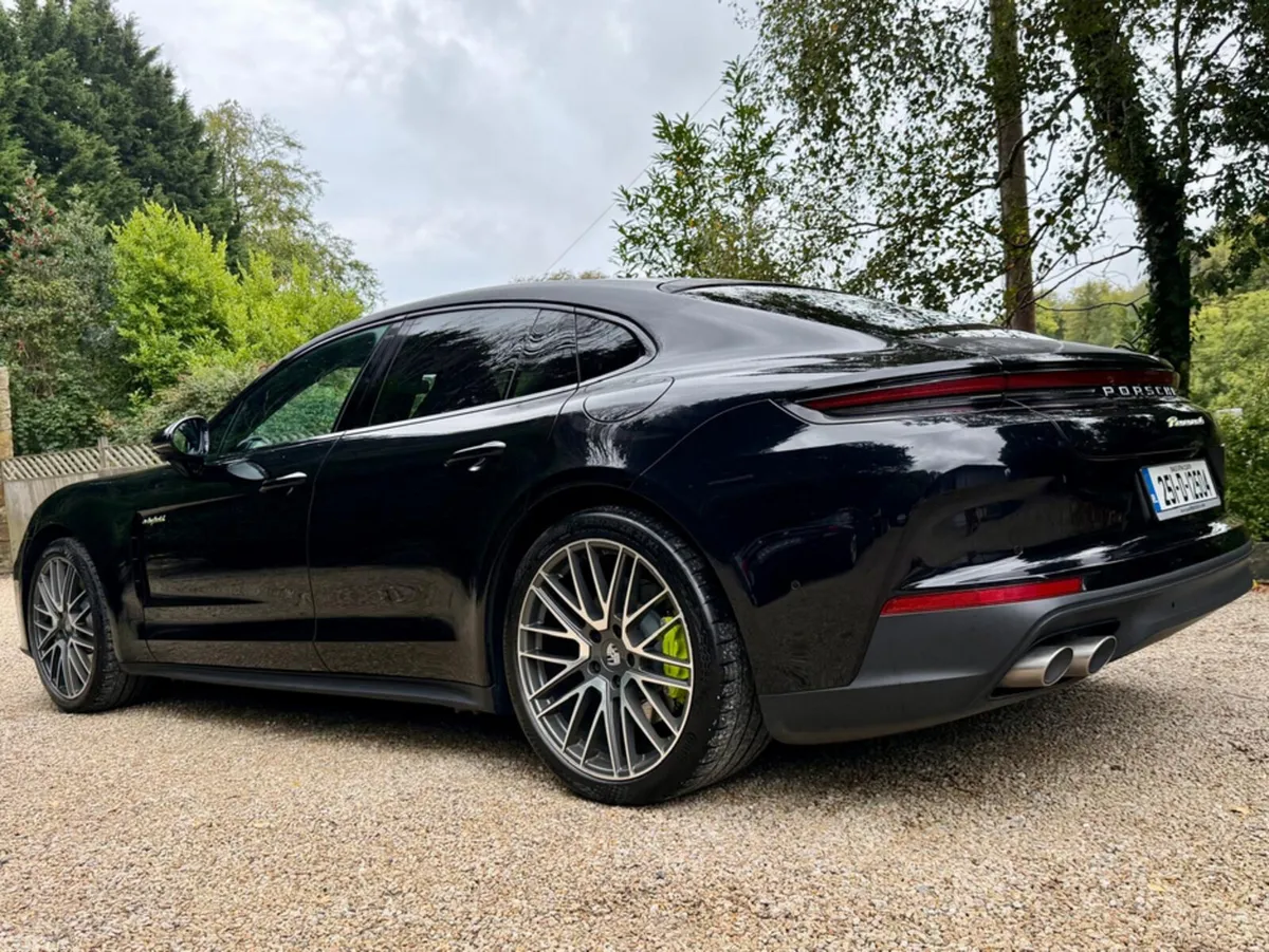 Porsche Panamera Hatchback, Petrol Plug-in Hybrid, 2025, Black