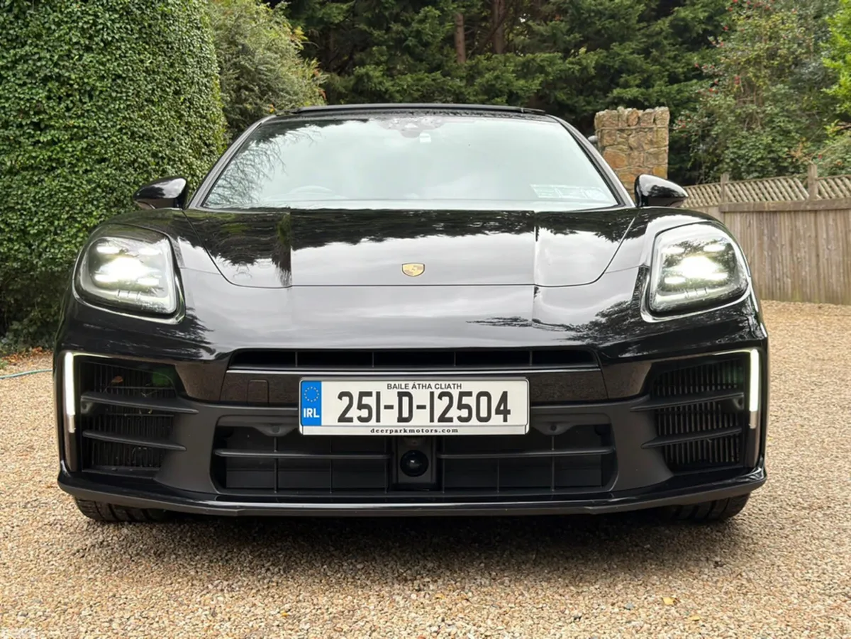 Porsche Panamera Hatchback, Petrol Plug-in Hybrid, 2025, Black