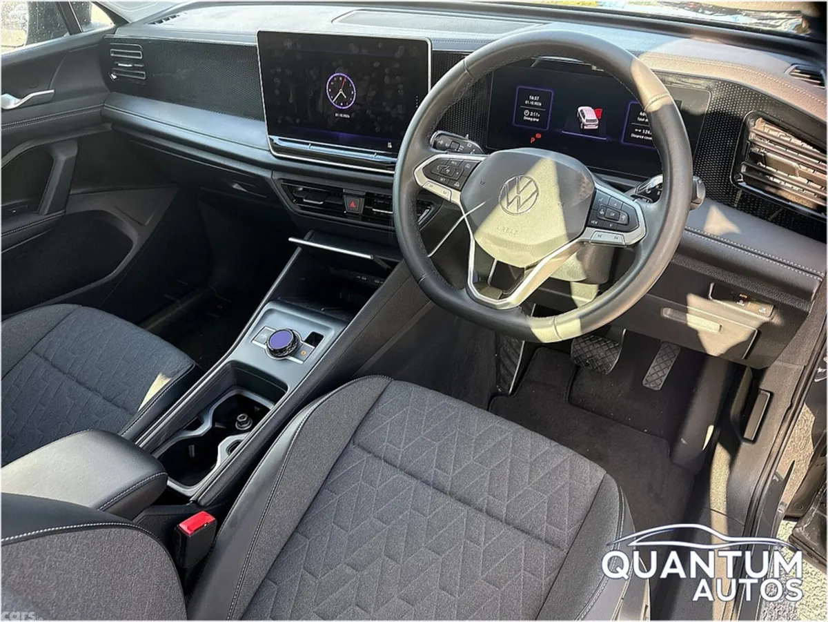 Volkswagen Tiguan SUV, Petrol Plug-in Hybrid, 2025, Grey