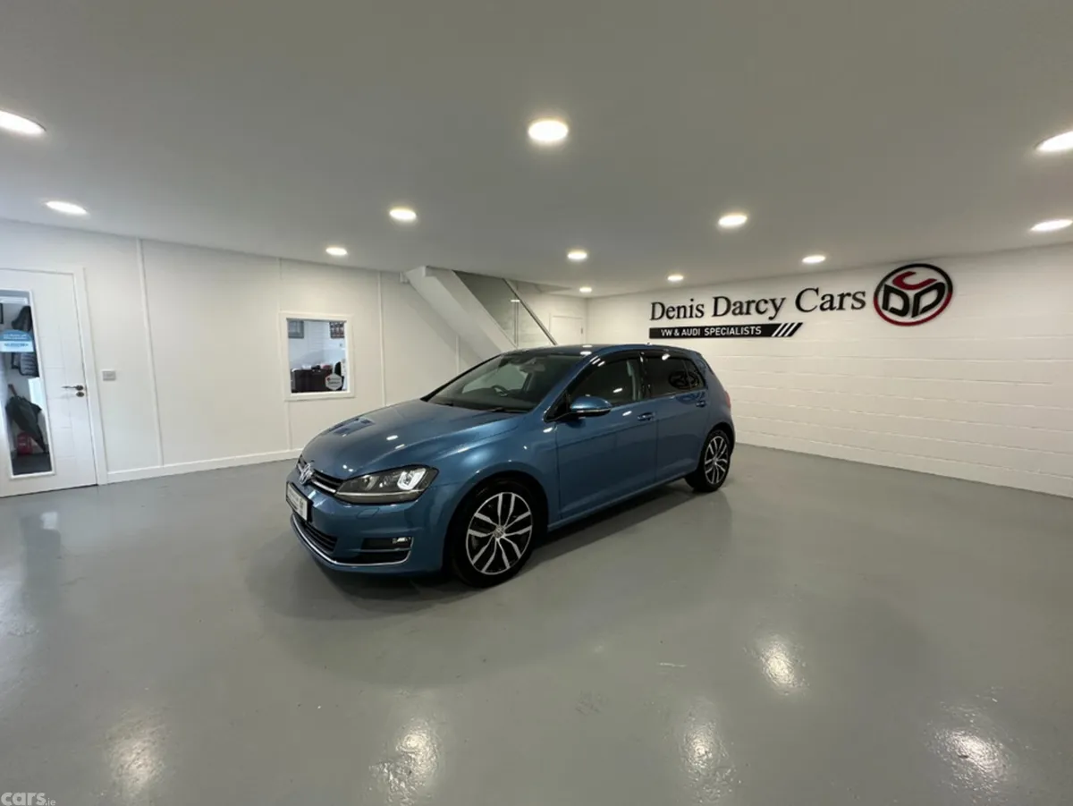 Volkswagen Golf Hatchback, Petrol, 2016, Blue