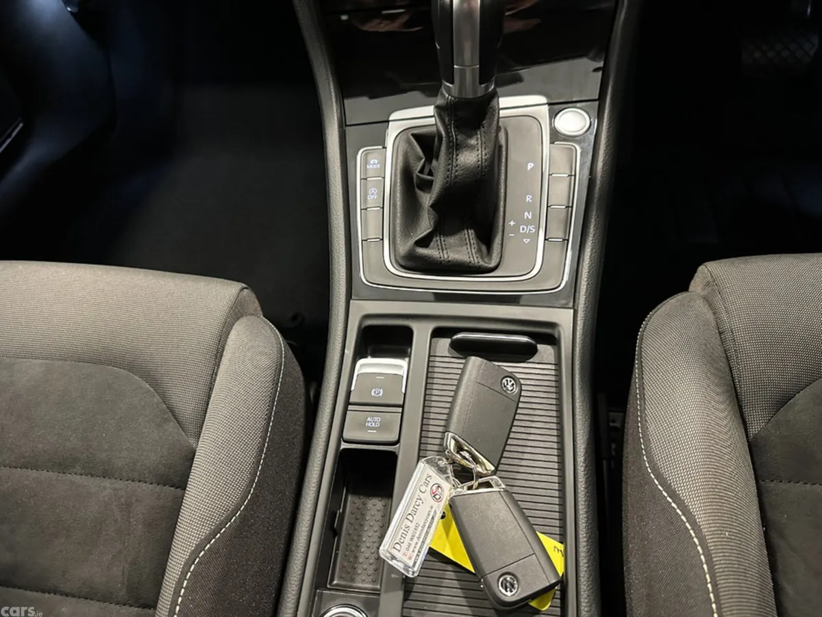 Volkswagen Golf Hatchback, Petrol, 2016, Blue
